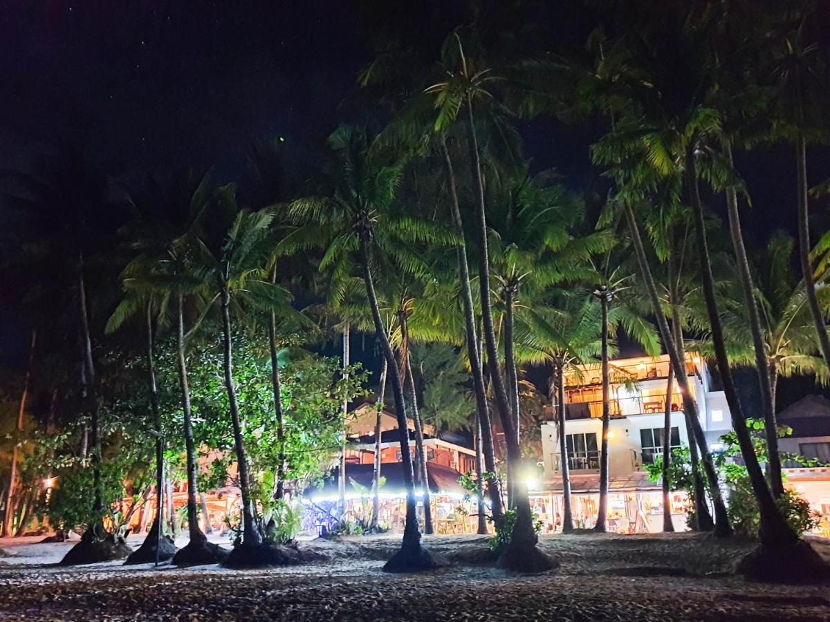 Cocoloco Beach Resort Manoc-Manoc Exteriér fotografie